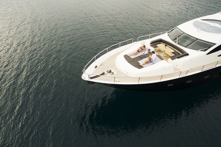 Charter Yacht BLADE 6 - Sunseeker Predator 92 - 4 Cabins - Athens - Zakynthos - Mykonos