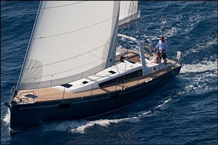 Charter Yacht Oceanis 48 - 5 Cabins - Guadeloupe