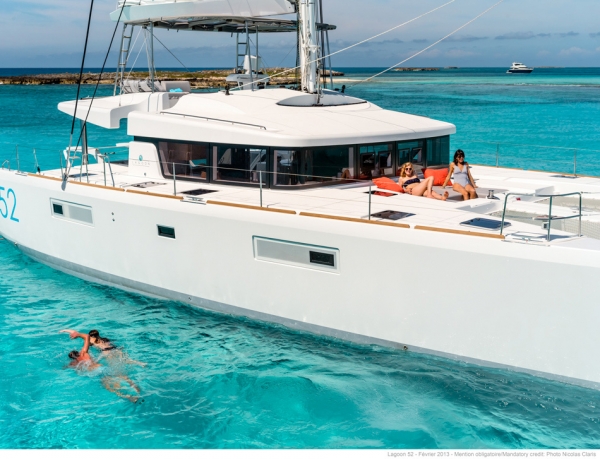 Charter Yacht Lagoon 52 Premier - 6 Cabins - Marsh Harbour - Bahamas