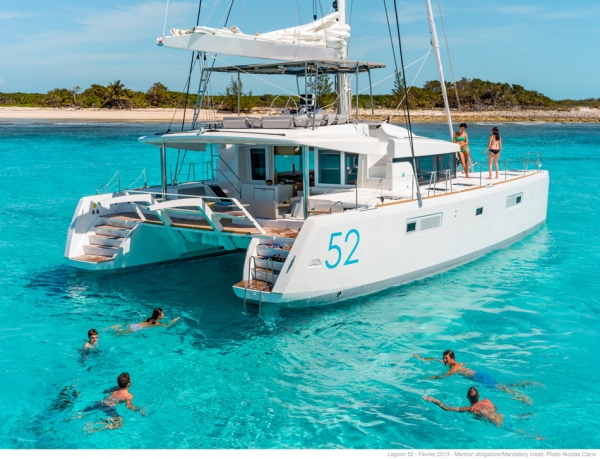 Charter Yacht Lagoon 52 Premier - 6 Cabins - Marsh Harbour - Bahamas