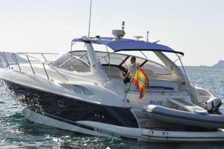 Charter Yacht BLUE ICE - Sunseeker Camargue 44 - Day Capacity 10 - Mallorca