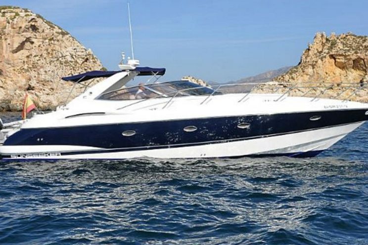 Charter Yacht BLUE ICE - Sunseeker Camargue 44 - Day Capacity 10 - Mallorca