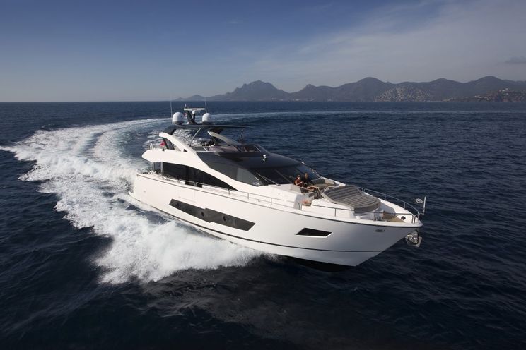 Charter Yacht BLUE INFINITY - Sunseeker 86 Yacht - 4 Cabins - Palma - Ibiza - Formentera