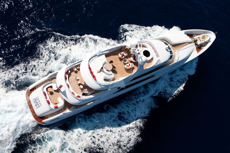 Charter Yacht BLUE MAGIC - Heesen 156 - 5 Cabins - Cannes - Antibes - St Tropez - Monaco