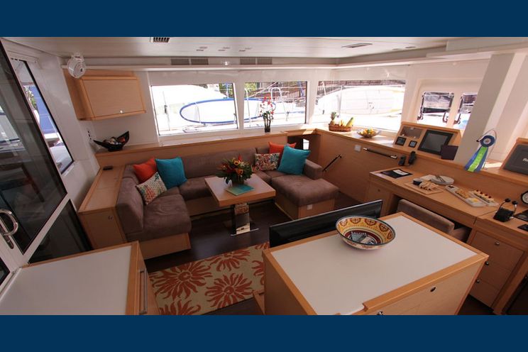 Charter Yacht BLUE MOON - Lagoon 560 - 3 Cabins - BVI - Tortola - Virgin Gorda - St Johns - Red Hook
