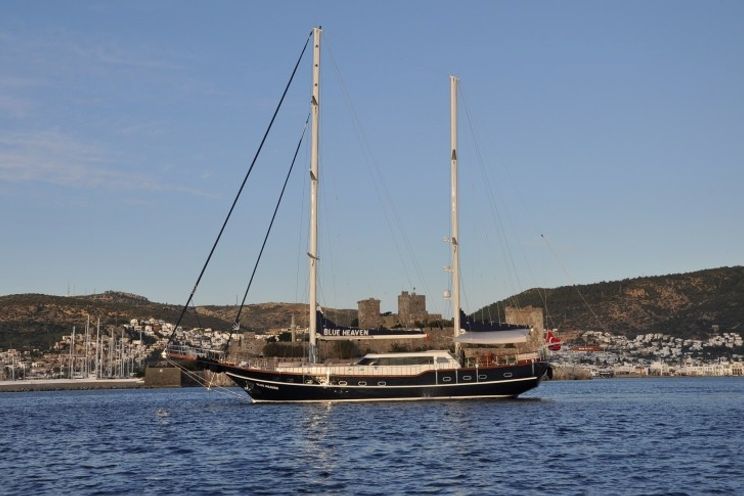 Charter Yacht BLUE HEAVEN - Gulet 98 - 5 Cabins - Bodrum - Kos - Rhodes