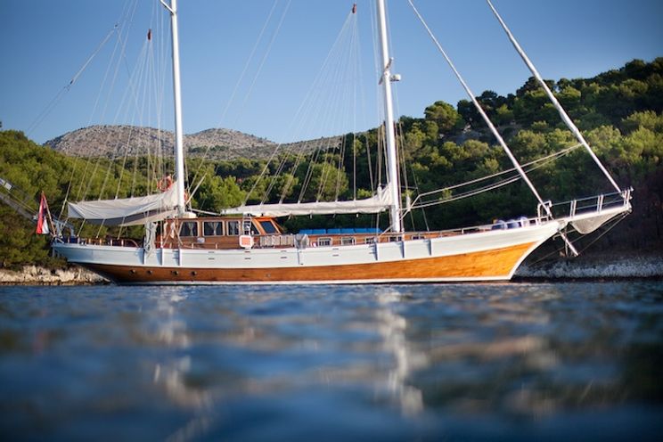 Charter Yacht BONAVENTURA - 28m Gulet - 6 Cabins - Dubrovnik - Split - Kastela