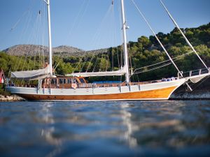 BONAVENTURA - 28m Gulet - 6 Cabins - Dubrovnik - Split - Kastela BONAVENTURA - 28m Gulet - 6 Cabins - Dubrovnik - Split - Kastela