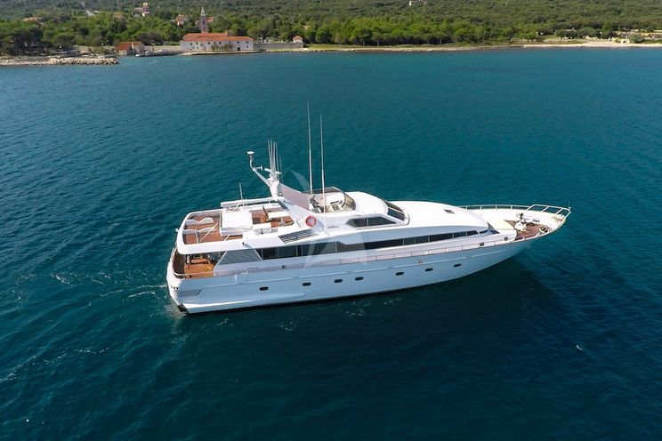 Charter Yacht BORA BORA II - Admiral 26 - 4 Cabins - Split - Dubrovnik - Kastela - Hvar