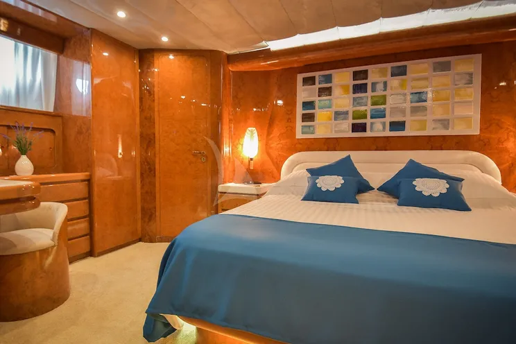 Charter Yacht BORA BORA II - Admiral 26 - 4 Cabins - Split - Dubrovnik - Kastela - Hvar