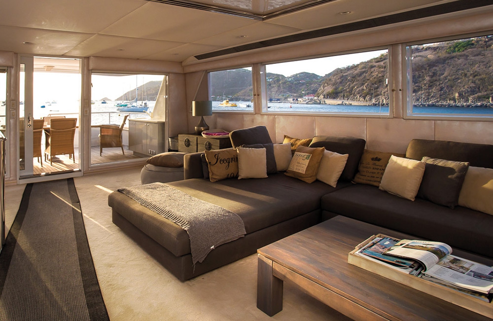 Charter Yacht Broward 100 - St Barts Day Charter Yacht - Anguilla - St Martin