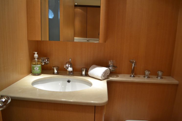 Charter Yacht BRAVO DELTA - Leopard(Arno)24m - 3 Cabins - French Riviera - Nice - Cannes - Corsica - Sardinia