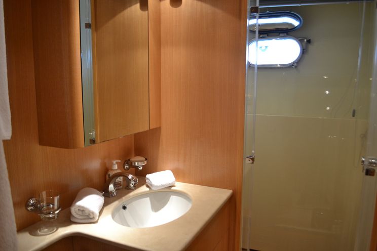 Charter Yacht BRAVO DELTA - Leopard(Arno)24m - 3 Cabins - French Riviera - Nice - Cannes - Corsica - Sardinia