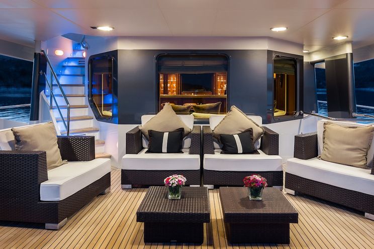 Charter Yacht BRAZIL - Heesen 40m - 5 Cabins - Split - Hvar - Dubrovnik - Mljet - Croatia