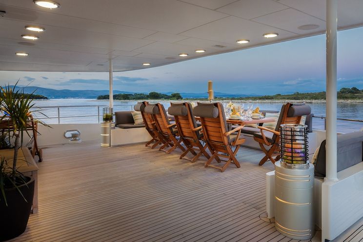 Charter Yacht BRAZIL - Heesen 40m - 5 Cabins - Split - Hvar - Dubrovnik - Mljet - Croatia