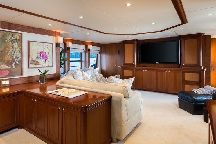 Charter Yacht BRAZIL - Heesen 40m - 5 Cabins - Split - Hvar - Dubrovnik - Mljet - Croatia