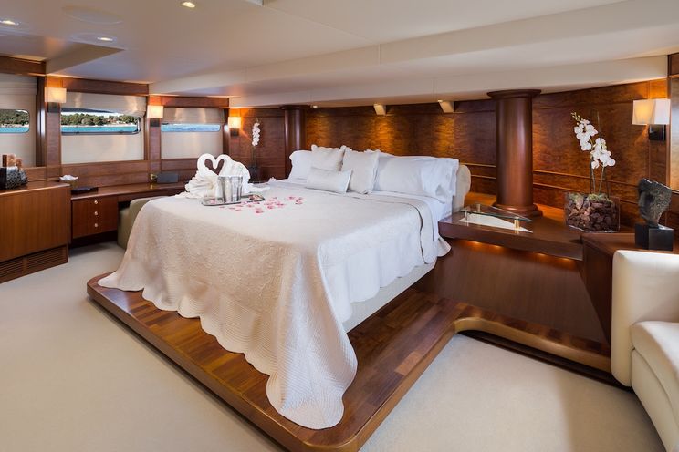 Charter Yacht BRAZIL - Heesen 40m - 5 Cabins - Hvar - Dubrovnik - Split - Mljet - Croatia