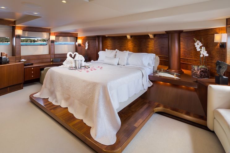 Charter Yacht BRAZIL - Heesen 40m - 5 Cabins - Split - Hvar - Dubrovnik - Mljet - Croatia