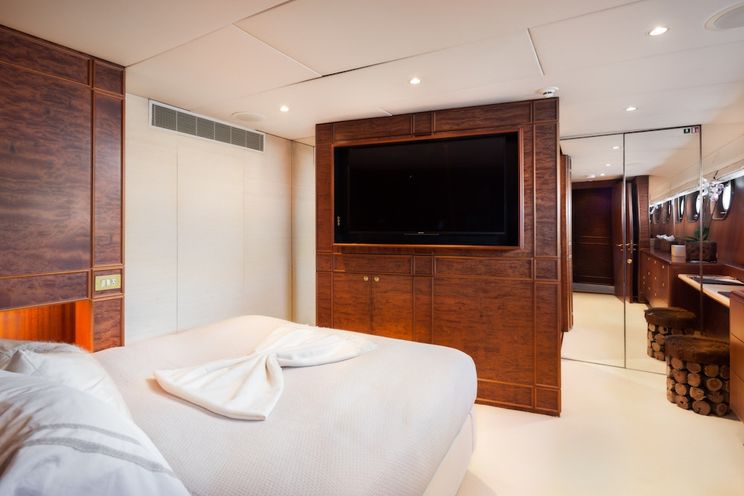 Charter Yacht BRAZIL - Heesen 40m - 5 Cabins - Split - Hvar - Dubrovnik - Mljet - Croatia