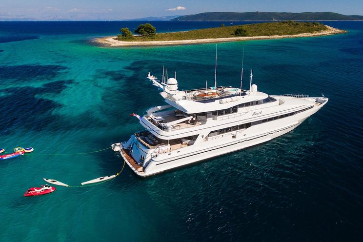 Charter Yacht BRAZIL - Heesen 40m - 5 Cabins - Split - Hvar - Dubrovnik - Mljet - Croatia
