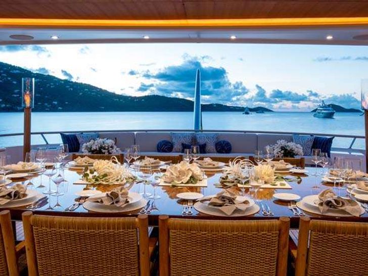 Broadwater 55m Feadship Alfresco Dining