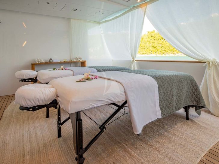 Broadwater 55m Feadship Massage Broadwater 55m Feadship Massage