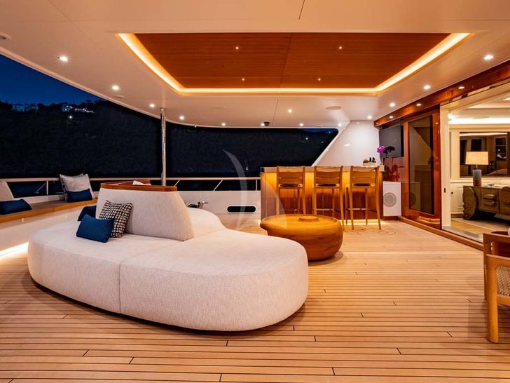 Broadwater 55m Feadship Aft Deck Broadwater 55m Feadship Aft Deck