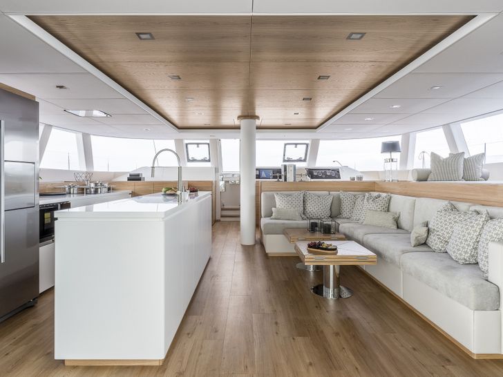 CALMAO Sunreef 74 - main deck interior CALMAO Sunreef 74 - main deck interior