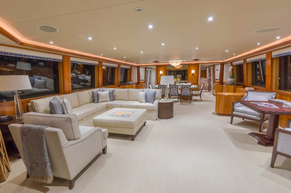 CANIRA - Westport 112
