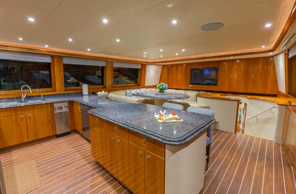 CANIRA - Westport 112