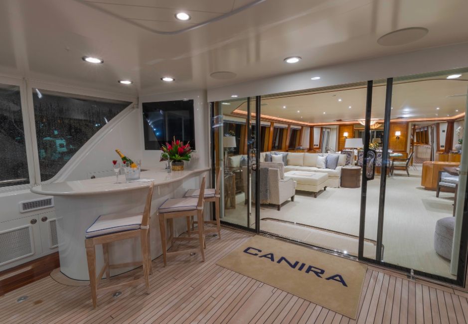 CANIRA - Westport 112