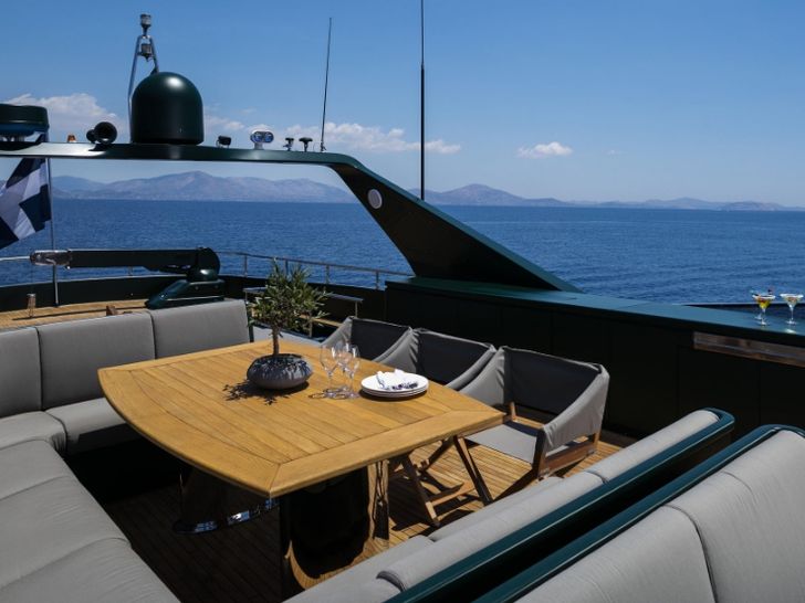 CAN'T REMEMBER - Tecnomar 116 ft,sundeck dining area CAN'T REMEMBER - Tecnomar 116 ft,sundeck dining area