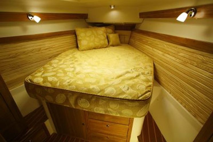 Charter Yacht Catalina 375 - 2 Cabins - Koh Chang and Koh Samui,Thailand