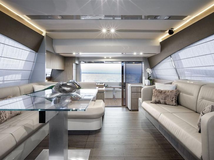 CARE ONE - Ferretti 500