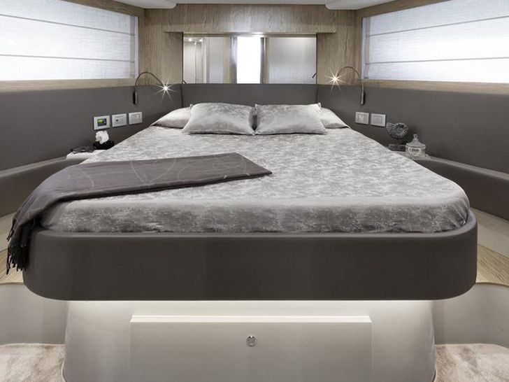 CARE ONE - Ferretti 500 CARE ONE - Ferretti 500
