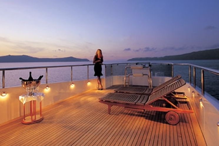 Charter Yacht CARMEN FONTANA - Custom Build - 5 Cabins - Athens