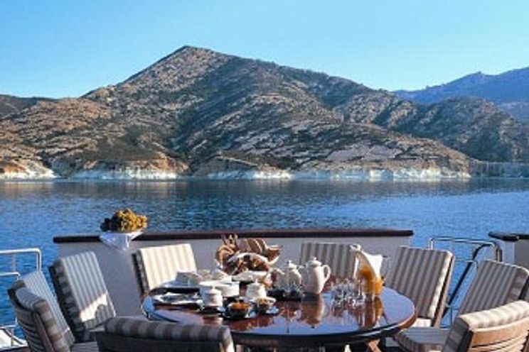 Charter Yacht CARMEN FONTANA - Custom Build - 5 Cabins - Athens