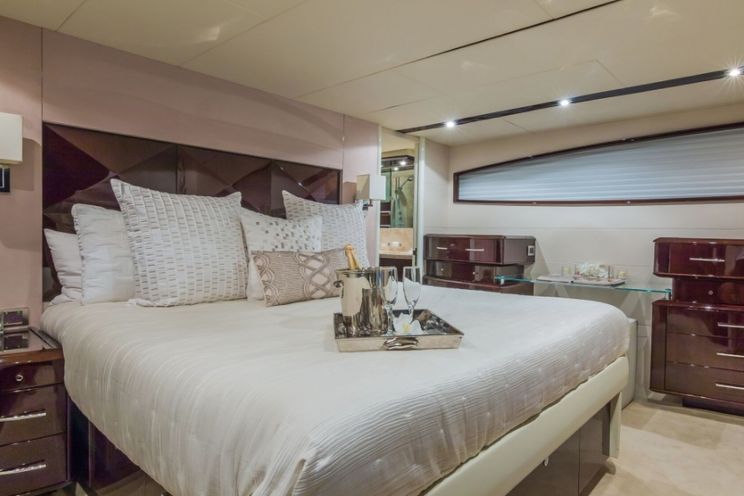 Charter Yacht CARPE DIEM - Lazzara 75 - Miami - Florida