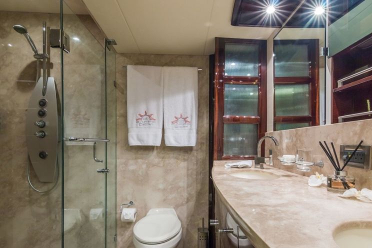 Charter Yacht CARPE DIEM - Lazzara 75 - Miami - Florida