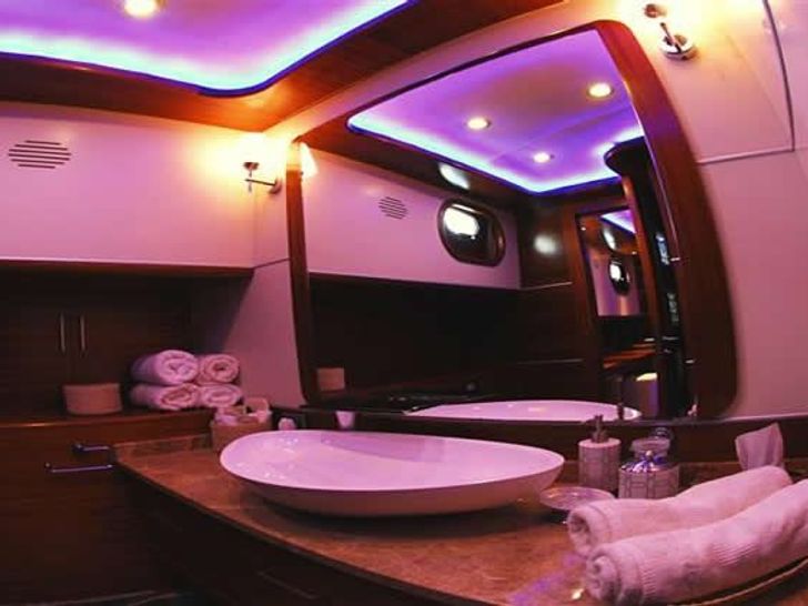 CARPEDIEM 4 Bathroom CARPEDIEM 4 Bathroom