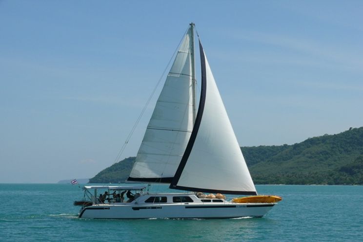 Charter Yacht Kelsall 58 - 6 Cabins - Phuket and Langkawi