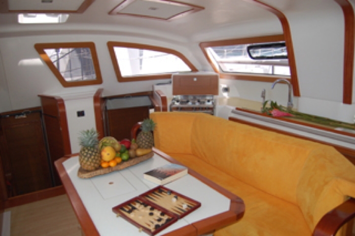 Charter Yacht Catana 41 OC - 4 Cabins - Tahiti,Bora Bora,South Pacific