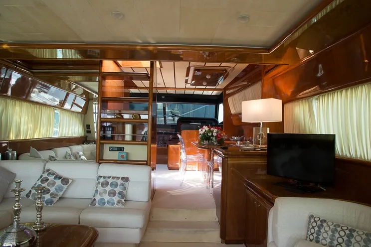Charter Yacht CELINE - Ferretti 70 - 4 cabins - Naples - Positano - Amalfi - Capri