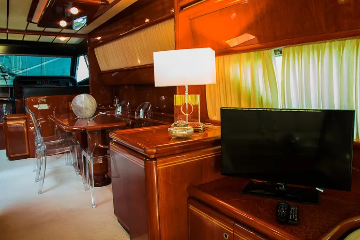 Charter Yacht CELINE - Ferretti 70 - 4 cabins - Naples - Positano - Amalfi - Capri