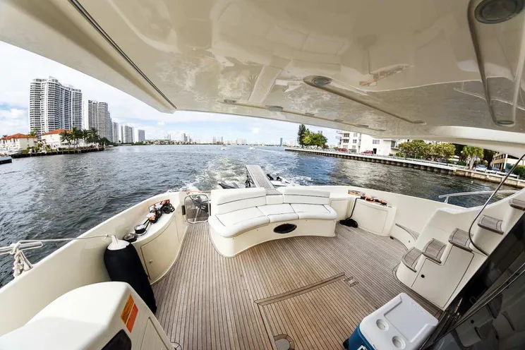 Charter Yacht C’EST LA VIE - Azimut 62 - Miami Day Charter Yacht - South Beach - Miami - Florida
