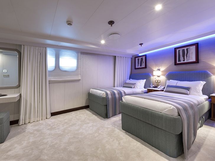 CHAKRA Devonport 282 Twin Cabin CHAKRA Devonport 282 Twin Cabin