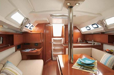 Charter Yacht Oceanis 34 - 3 Cabins - Tortola - Virgin Gorda