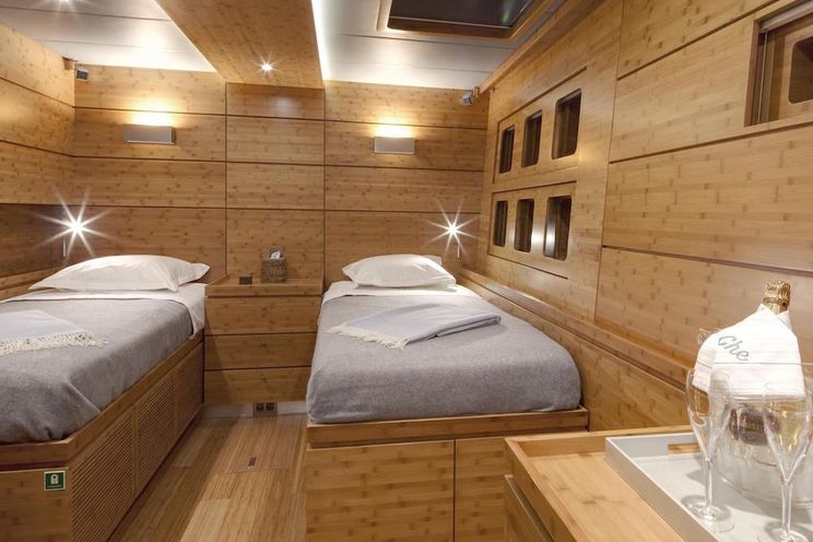 Charter Yacht CHE - Sunreef 114 - Naples - Palma - BVI