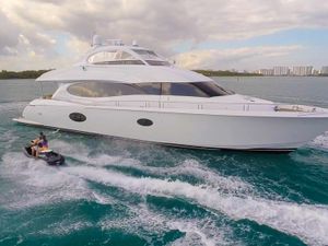 CHIP - 84 Lazzara - Miami Day Charter Yacht - South Beach - Miami - Florida CHIP - 84 Lazzara - Miami Day Charter Yacht - South Beach - Miami - Florida