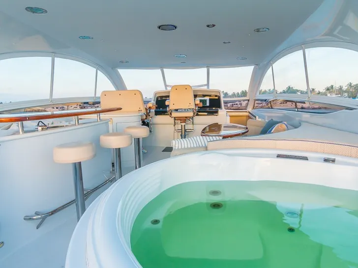 Miami Day Charter Yacht CHIP Lazzara 84 Jacuzzi Miami Day Charter Yacht CHIP Lazzara 84 Jacuzzi